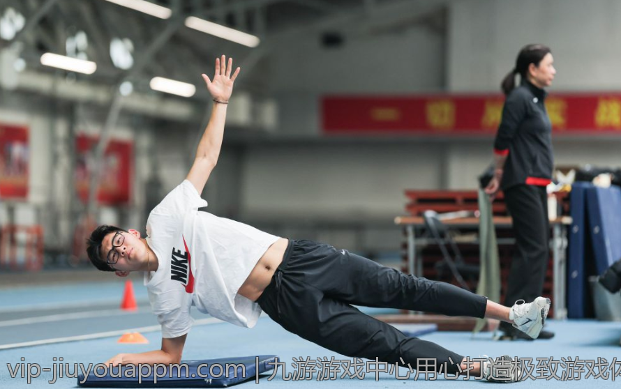 九游游戏中心用心打造极致游戏体验